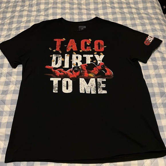 Marvel Deadpool T-shirt - Picture 1 of 2